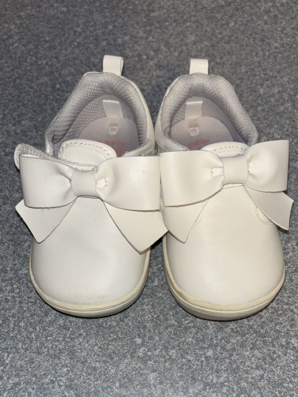 EUC Stride Rite Kamila White Toddler Shoes Size 5